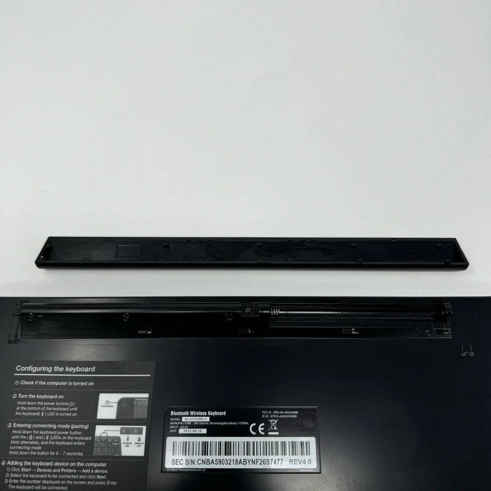 Samsung‎ AA-SK2NWBB AA-SK2NWBB/US Wireless Bluetooth Keyboard